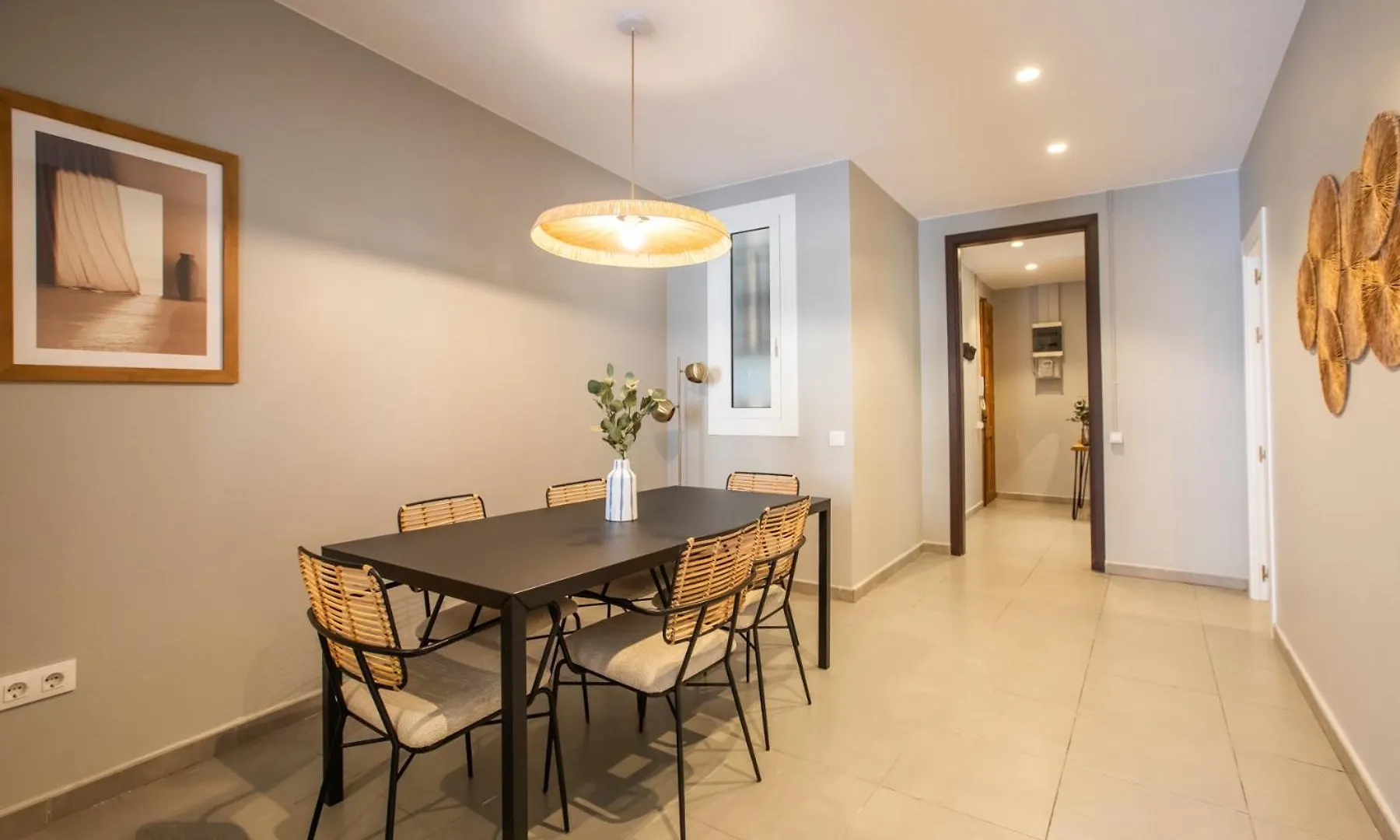 21Mal1089-Magnific Apartment Near Sagrada Familia 바르셀로나