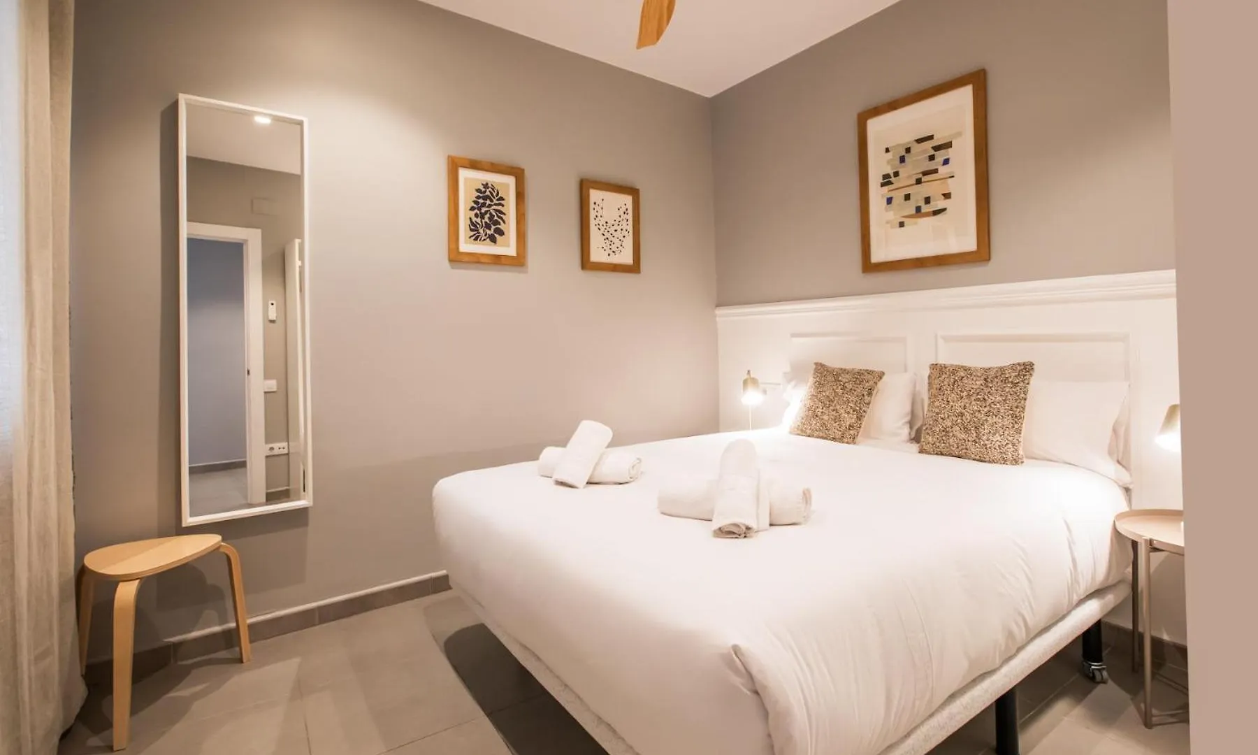 21Mal1089-Magnific Apartment Near Sagrada Familia 바르셀로나 스페인